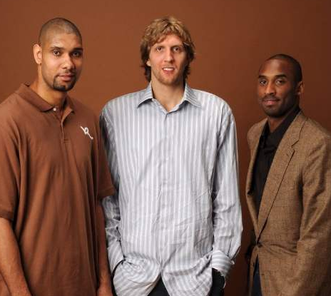 山东后场展最强模式！高诗岩统治决胜期，谢智杰于德豪攻守一体（山东后场火力全开！高诗岩统治末节决胜，谢智杰、于德豪攻防俱佳）