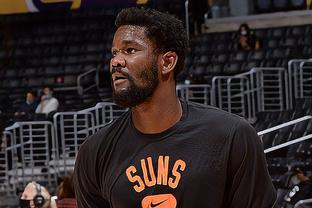 孔蒂：卡拉巴赫非常难对付，我对球队今天的表现很满意（孔蒂称卡拉巴赫难缠，对球队今日表现感到满意）