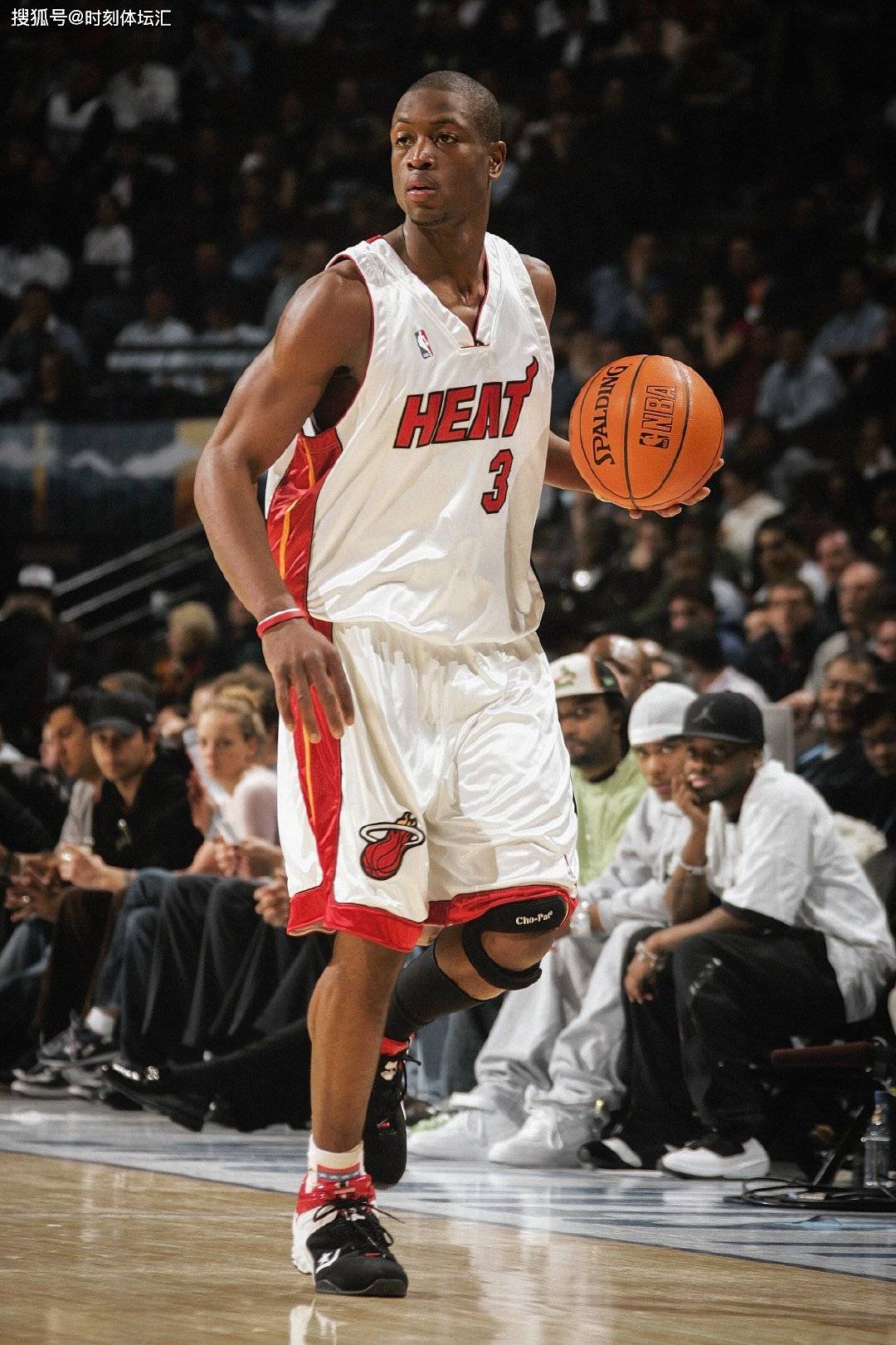 圣保罗高层：我们目前只关心奥斯卡的健康，还未考虑他的合同（圣保罗管理层：当下首要关注奥斯卡的健康，合同问题暂不讨论）