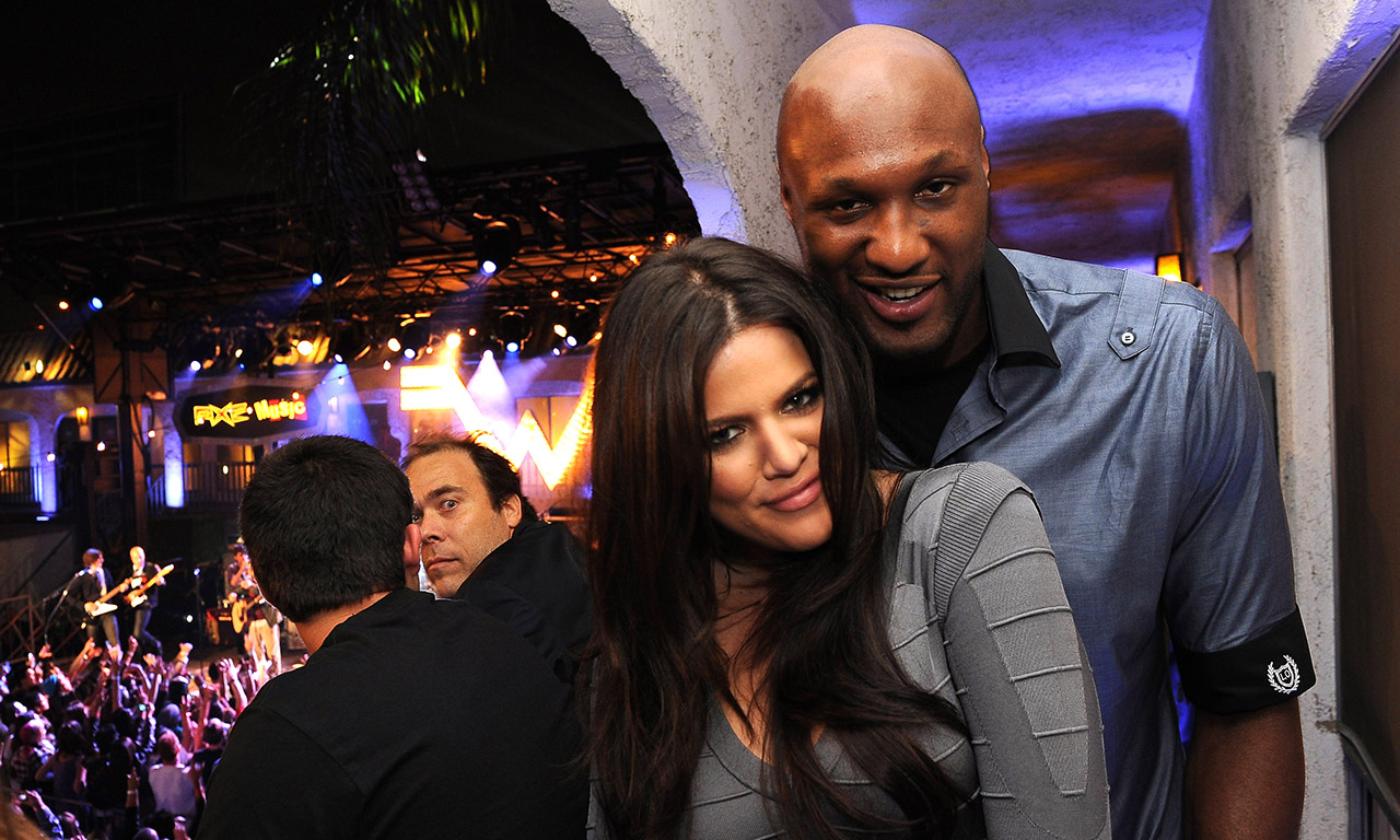 萨拉赫更衣室主动道歉，琼斯力挺：他想赢，这很正常（萨拉赫更衣室内主动致歉，琼斯声援：渴望胜利很正常）