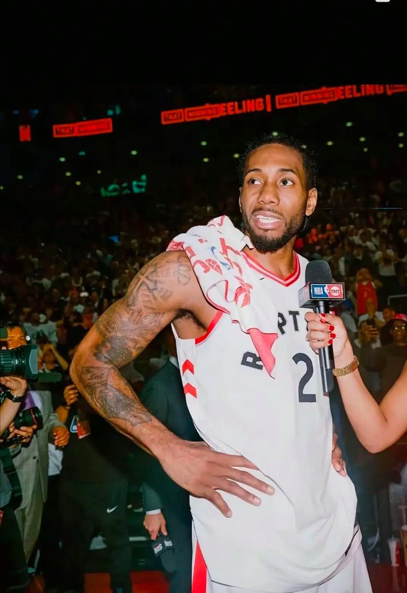 西媒：皇马10名后卫伤了6人，3天后就要对阵曼城（西媒：皇马后防线10人有6人伤停，三天后将迎战曼城）