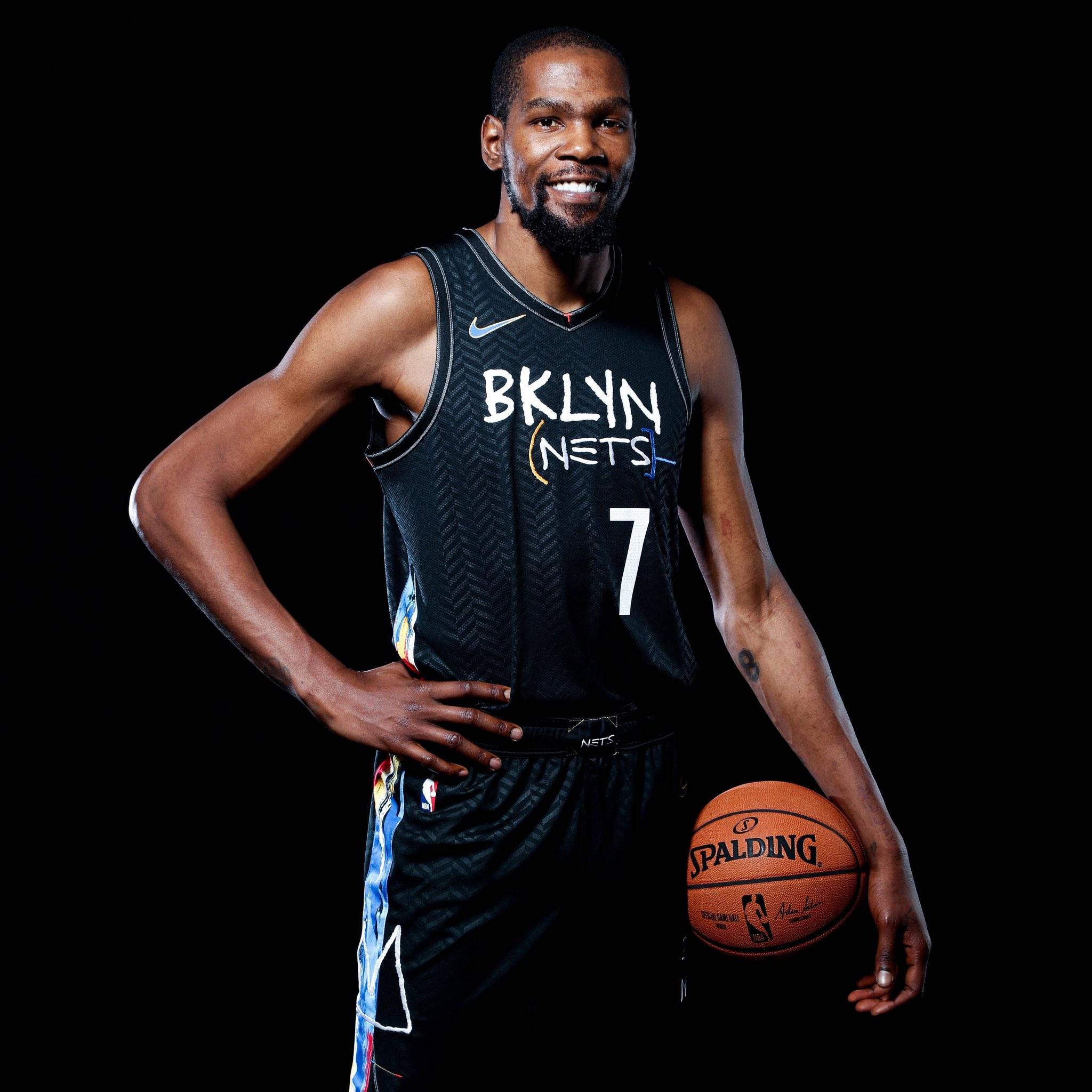 气还没消？卢克曼在与尤里奇争执后取关亚特兰大官方社媒（与尤里奇争执后，卢克曼取关亚特兰大官方社媒）