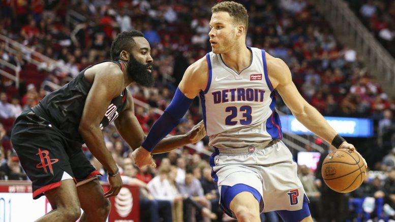 德里克·怀特，这个名字在NBA赛场上已经成为了胜利的代名词。（德里克·怀特：NBA赛场上的胜利象征）