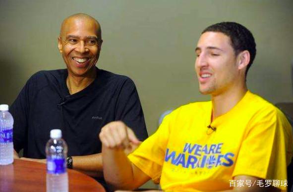 点射+助攻，B费再次当选曼联球迷票选的队内最佳球员（点球+助攻，B费再度当选曼联球迷票选队内最佳）