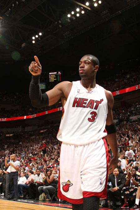 足球欧洲杯再次确认扩军，球队数量达32支（欧洲杯扩军尘埃落定，参赛球队增至32支）