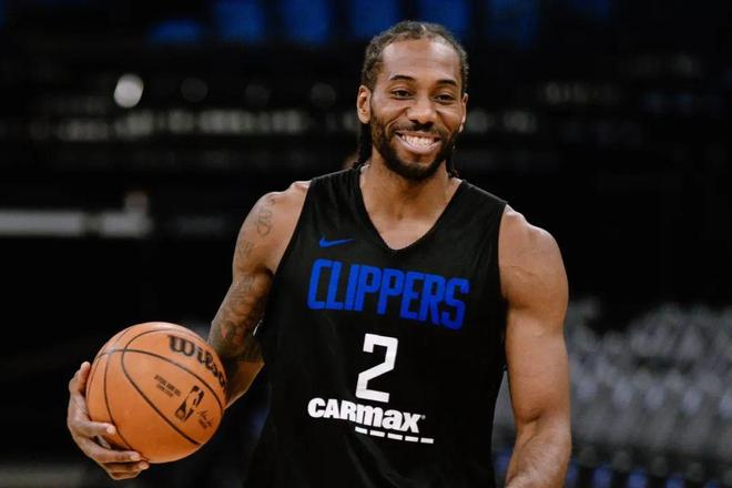 NBA焦点战：篮网客场逆转雄鹿,（NBA重磅对决：篮网客场翻盘雄鹿）