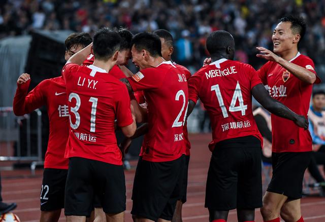 篮球赛事中的犯规艺术——以火箭队为例（从火箭队看篮球比赛中的犯规策略）