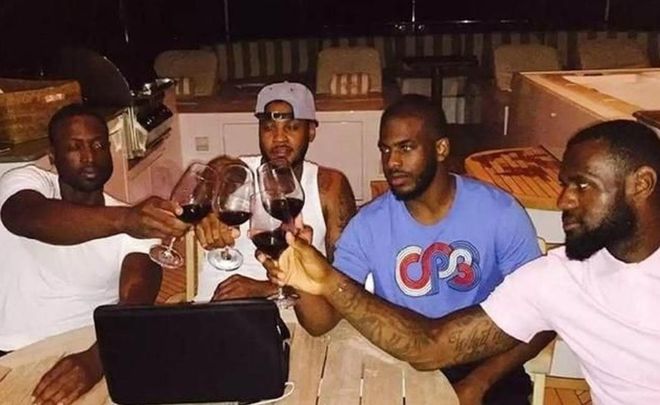 乌度卡对裁判怒喷：兄弟，睁开你那该死的的眼睛啊（乌度卡怒斥裁判：兄弟，把眼睛睁大点！）