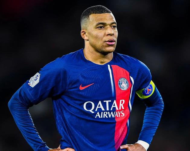 天皇杯前瞻：神户联赛无缘三连冠，广岛力求乘胜追击（天皇杯前瞻：神户无缘联赛三连冠，广岛欲乘势追击）