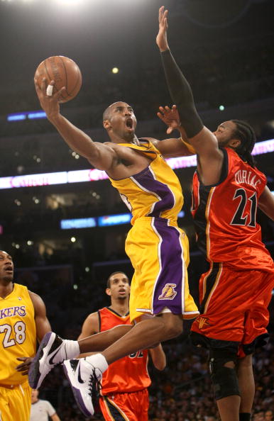 亚精英赛积分榜：蓉城积6分排在倒数第3，海港2分仍居垫底（亚精英赛榜单：蓉城6分列倒数第三，海港仅2分继续垫底）