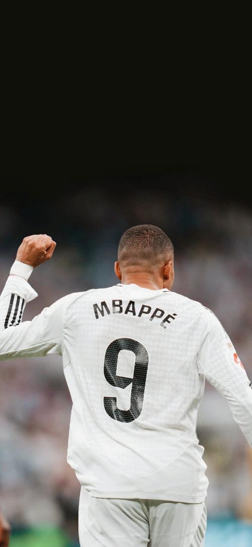 塞维主席：大胜巴萨时感觉球队已达到巅峰，结果转头三连败了（塞维利亚主席：狂胜巴萨时以为已登顶，随后却遭遇三连败）