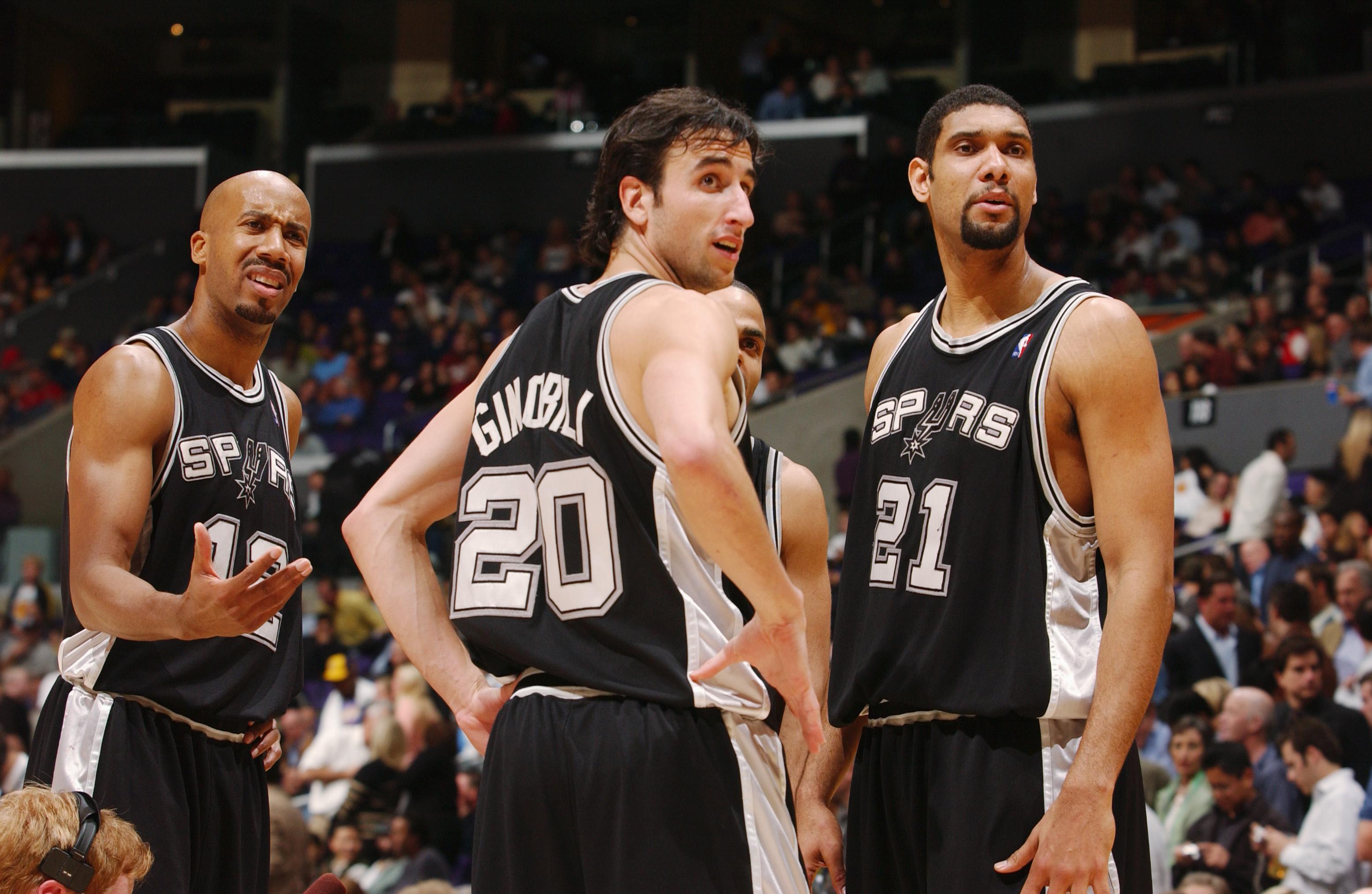 埃尔林·哈兰德还需要多少个进球才能超越克里斯蒂亚诺·罗纳尔多在英超联赛中的进球总数？（埃尔林·哈兰德距离克里斯蒂亚诺·罗纳尔多的英超进球总数还差多少球？）