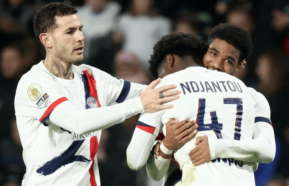 孔帕尼：卡尔能否和梅西相比？我们只想让他成为最好的卡尔（孔帕尼：别拿卡尔和梅西相提并论，我们只希望他成为最好的卡尔）